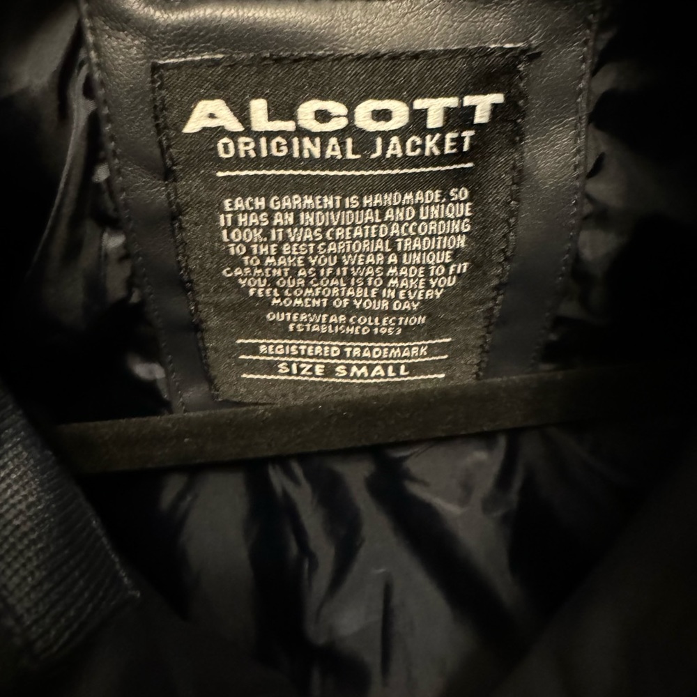 Faux leather jacket - Picture 3 of 3